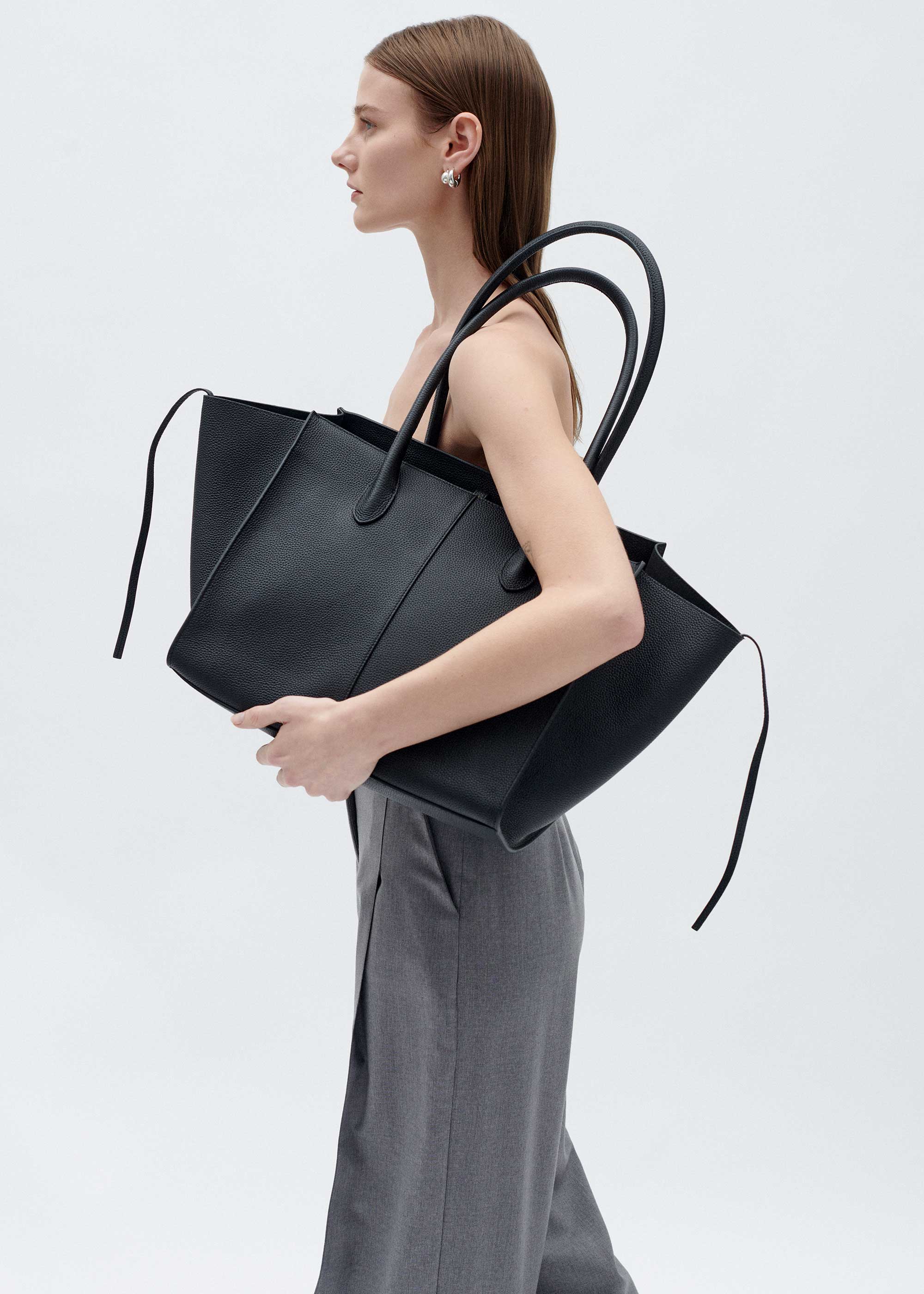7.44 Black Soft Grained Large Tote
